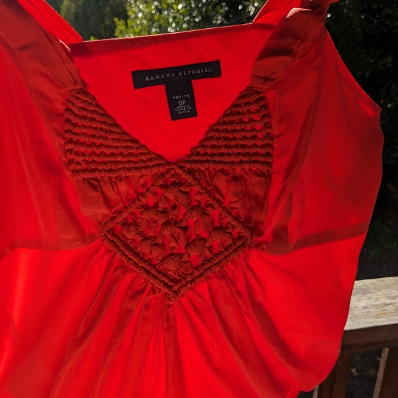 Banana Republic silk tank top - Picture 6 of 6